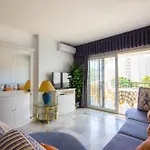 Erisa 28 By Ivi Real Estate Apartament *