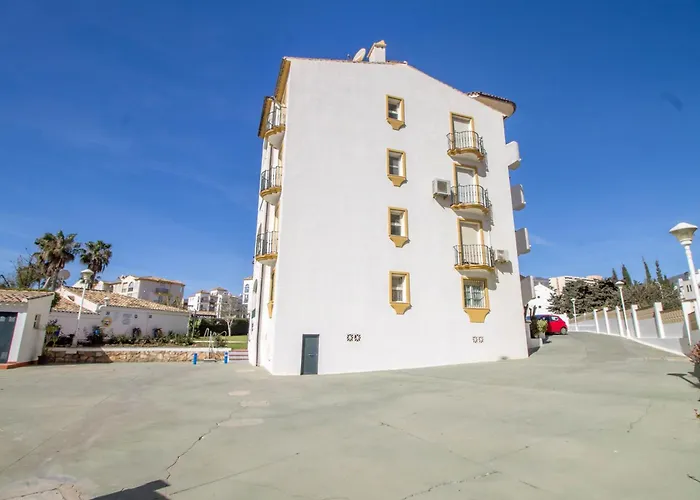 Erisa 28 By Ivi Real Estate *