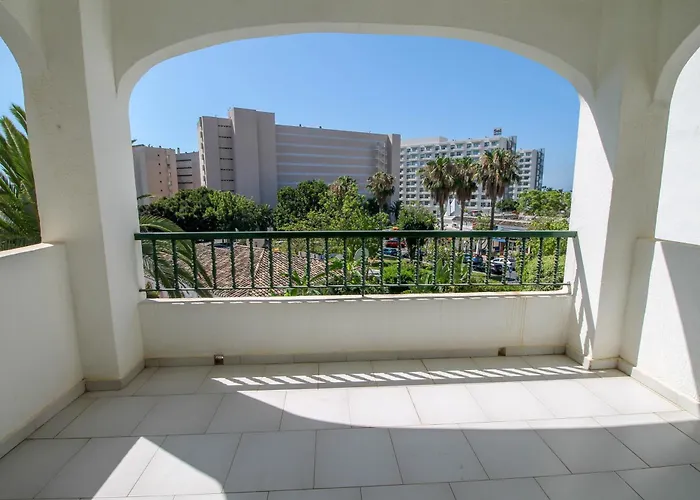 Erisa 28 By Ivi Real Estate